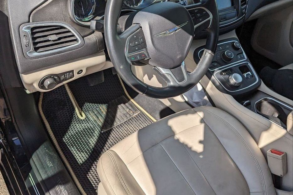 Продам Chrysler 200 LP 2017 года в Николаеве