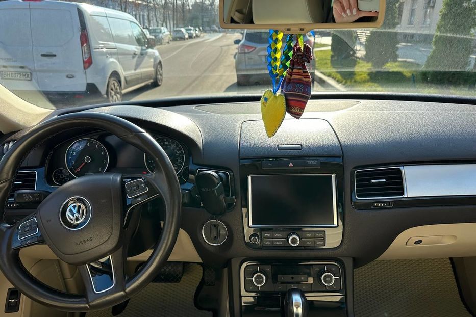 Продам Volkswagen Touareg 2011 года в г. Килия, Одесская область