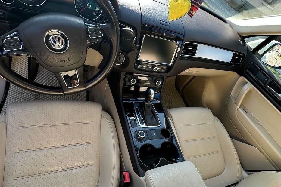 Продам Volkswagen Touareg 2011 года в г. Килия, Одесская область