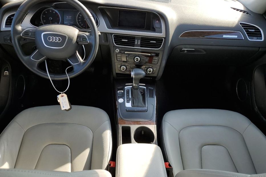 Продам Audi A4 Premium Plus 2013 года в Киеве