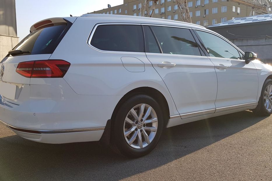 Продам Volkswagen Passat B8 PASSAT 2.0 TDI (B8) 2016 года в Киеве