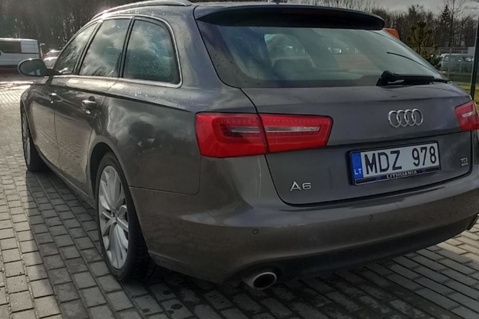 Продам Audi A6 4×4 2012 года в Киеве