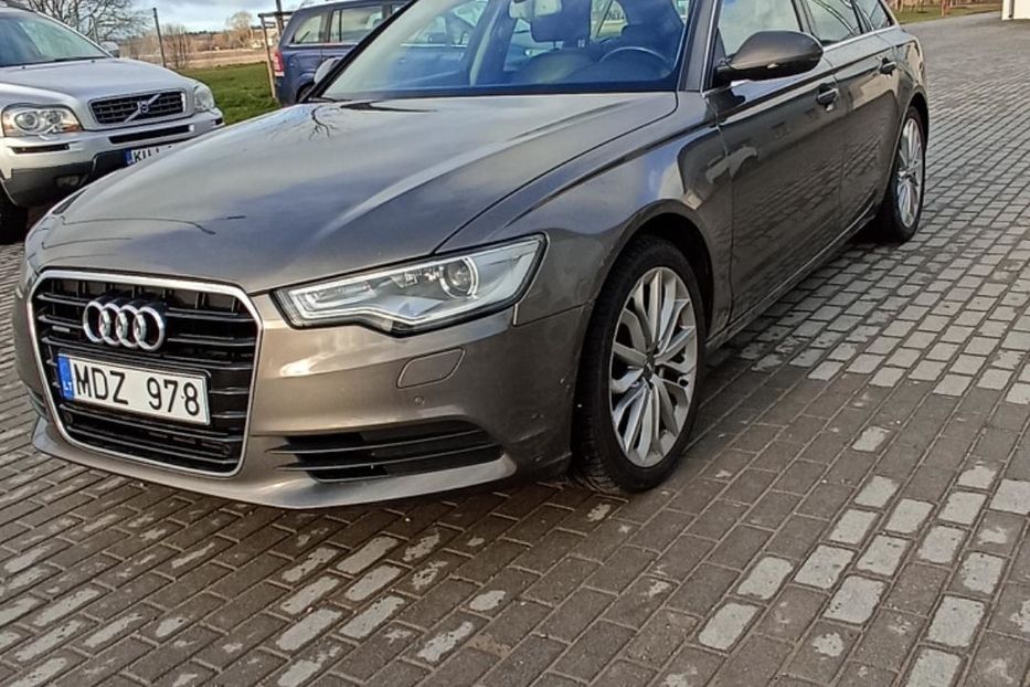 Продам Audi A6 4×4 2012 года в Киеве