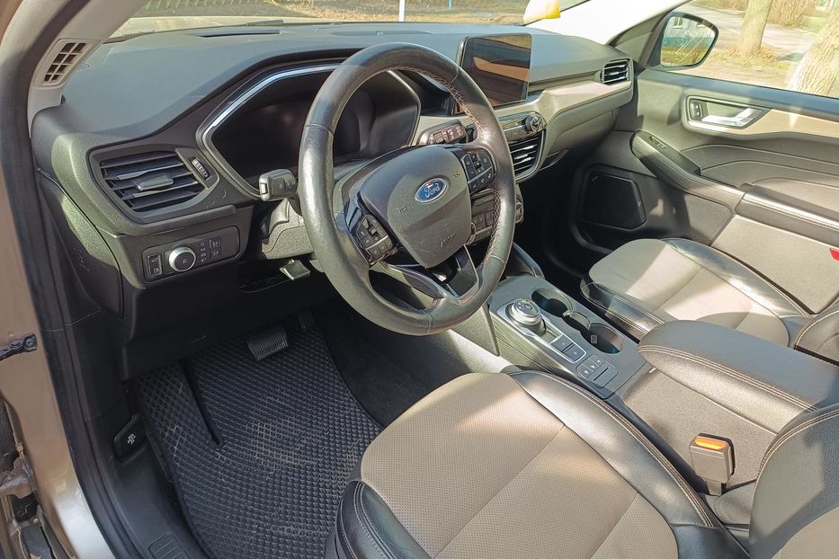 Продам Ford Escape 2.5 Hybrid CVT (200 к.с) 2021 года в Запорожье