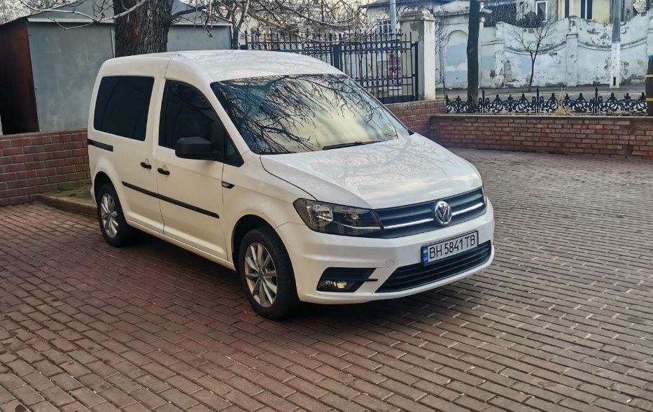 Продам Volkswagen Caddy пасс. 2016 года в Одессе