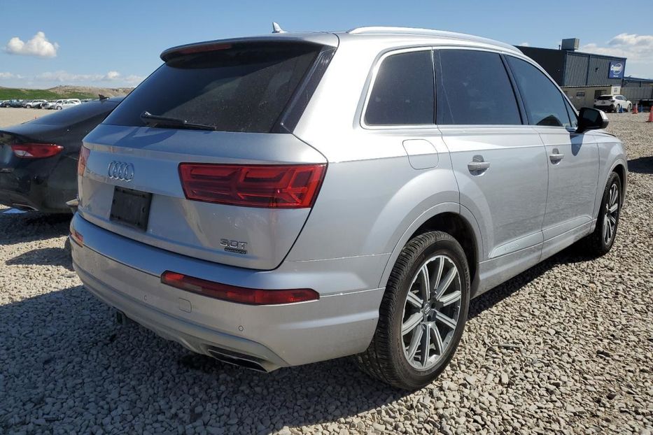 Продам Audi Q7 2018 года в Луцке