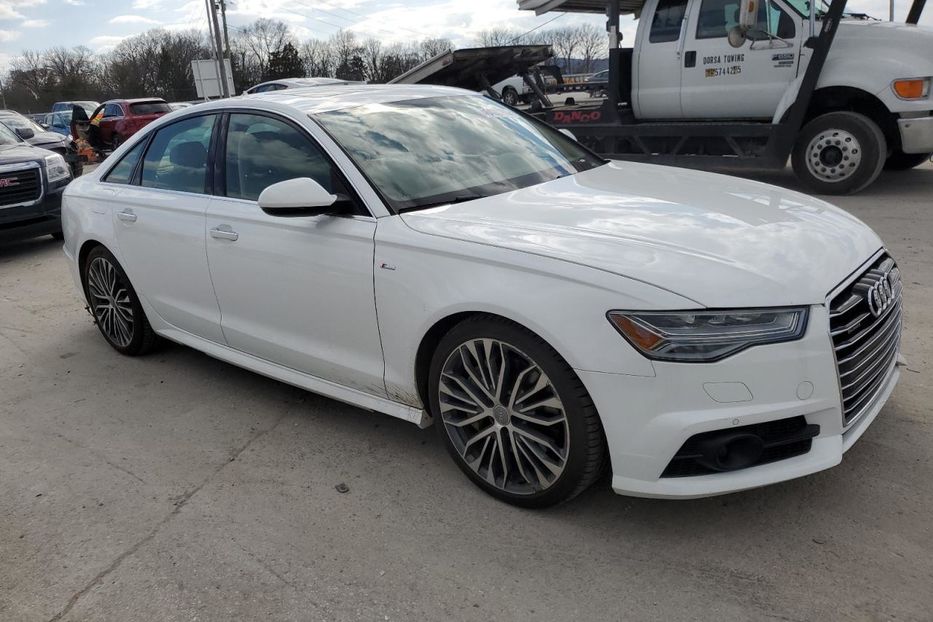 Продам Audi A6 2018 года в Луцке