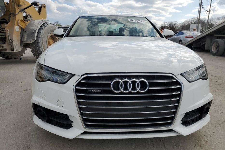 Продам Audi A6 2018 года в Луцке