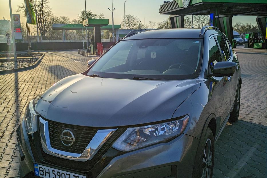 Продам Nissan Rogue SV Premium  2018 года в Одессе