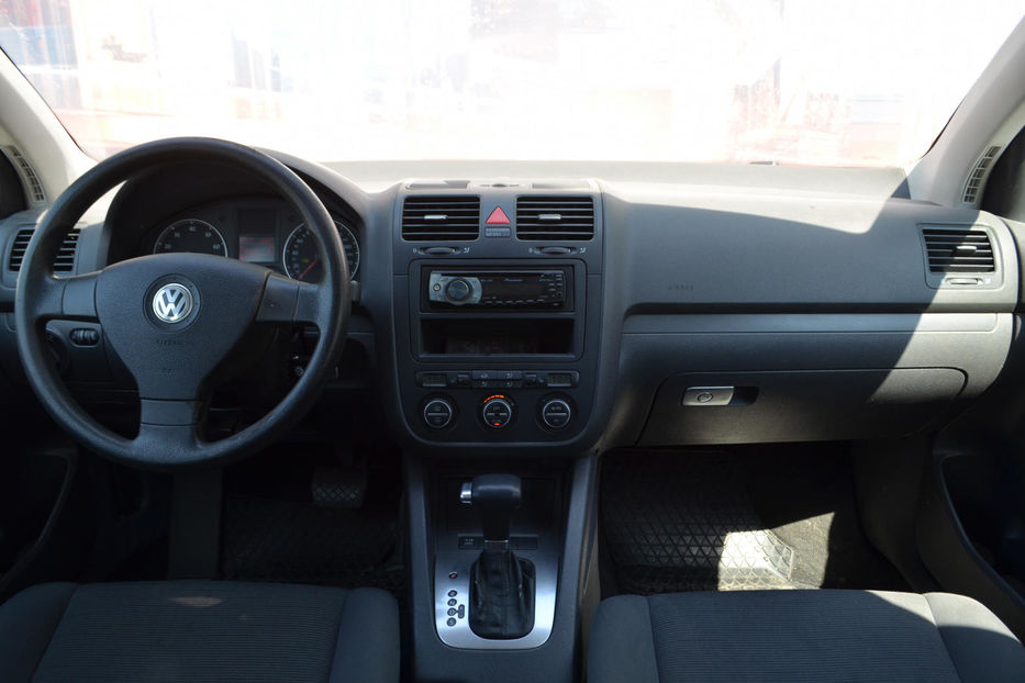 Продам Volkswagen Golf V 2008 года в Киеве