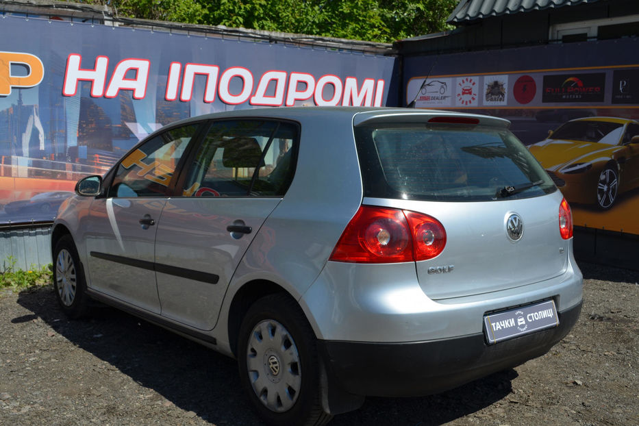 Продам Volkswagen Golf V 2008 года в Киеве