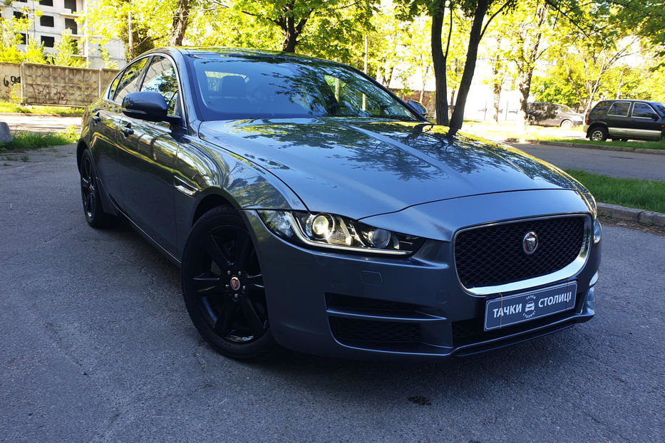 Продам Jaguar XE 2019 года в Киеве