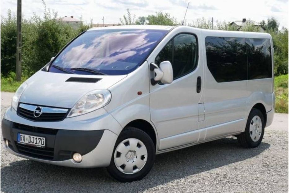 Продам Opel Vivaro пасс. 2013 года в Львове