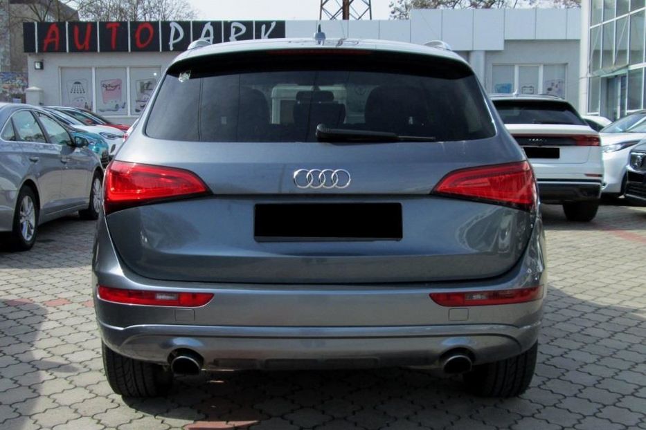 Продам Audi Q5 2.0 TFSI S-tronic Quattro 2014 года в Одессе