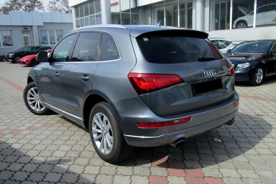 Продам Audi Q5 2.0 TFSI S-tronic Quattro 2014 года в Одессе