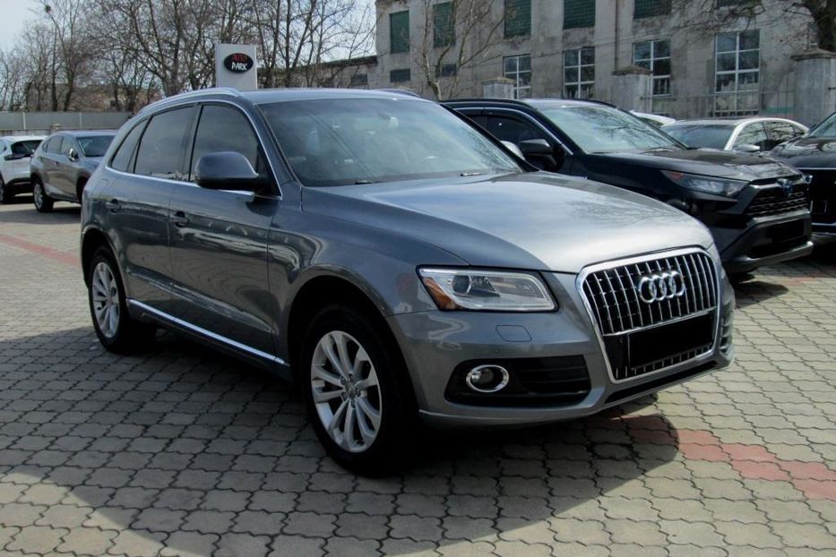 Продам Audi Q5 2.0 TFSI S-tronic Quattro 2014 года в Одессе