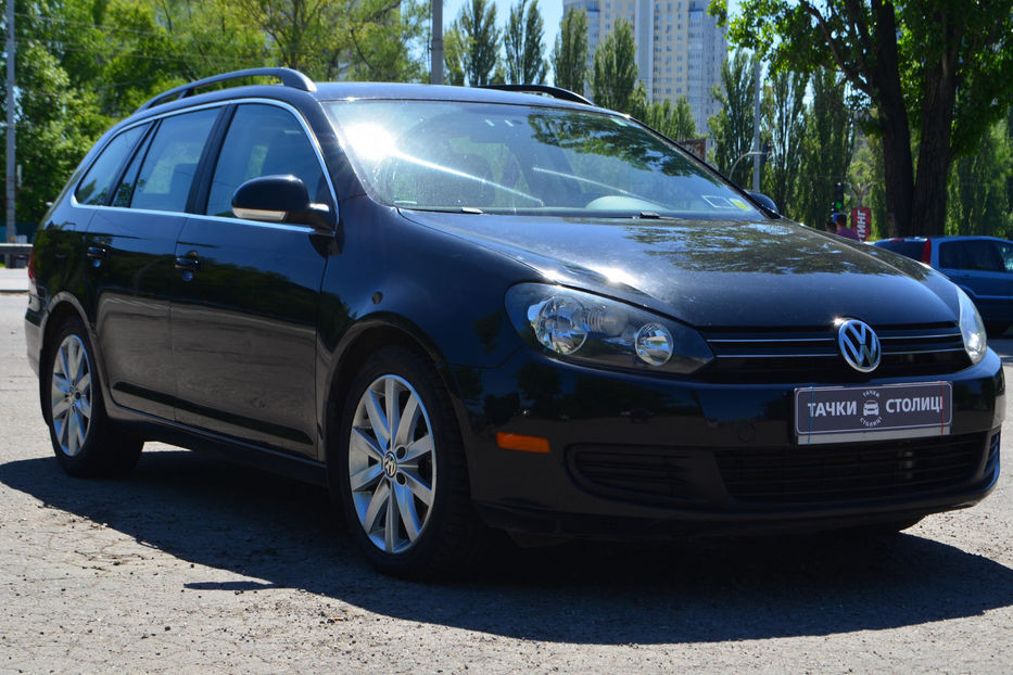 Продам Volkswagen Jetta 2013 года в Киеве