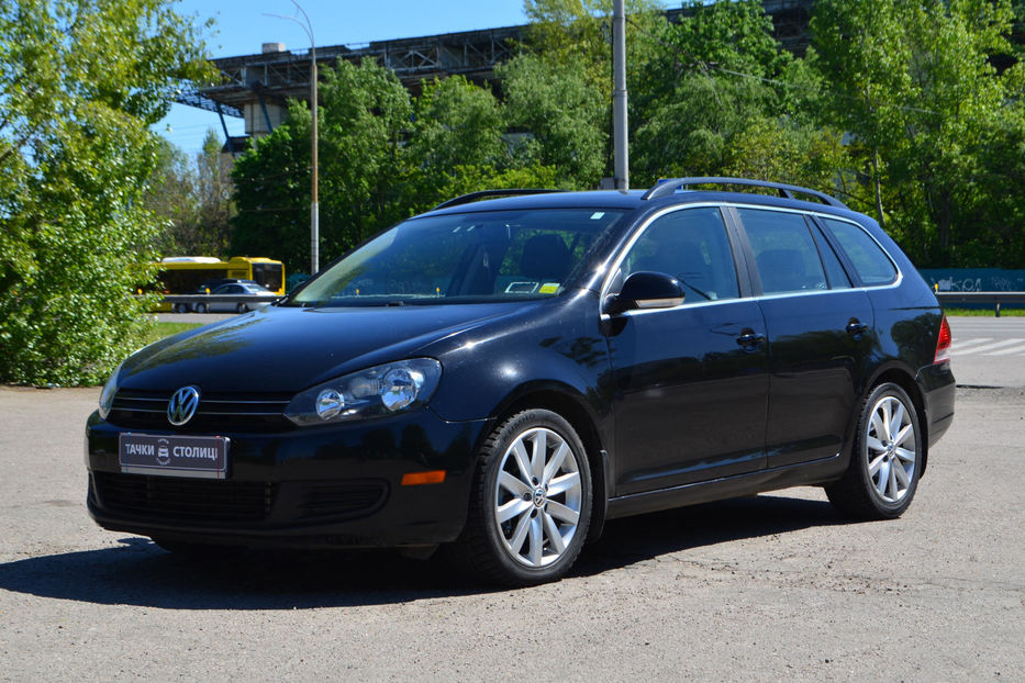 Продам Volkswagen Jetta 2013 года в Киеве