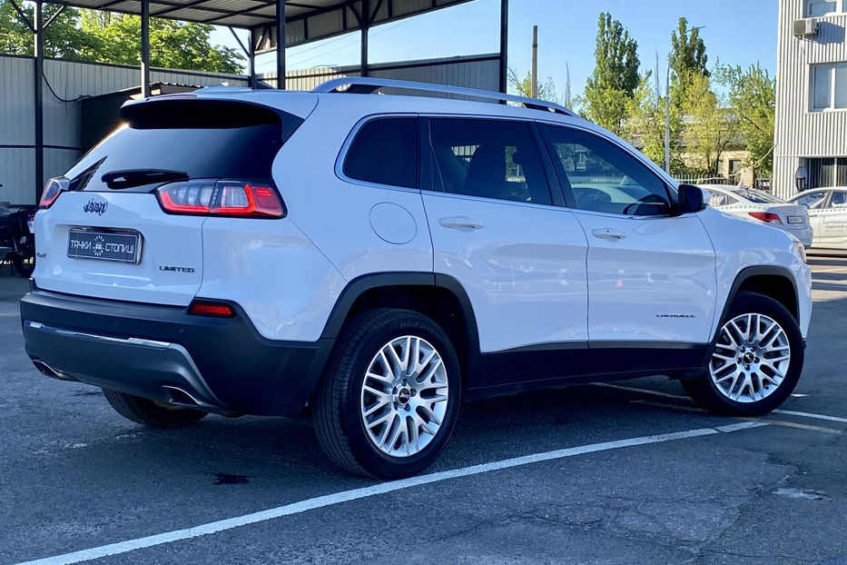 Продам Jeep Cherokee 2018 года в Киеве