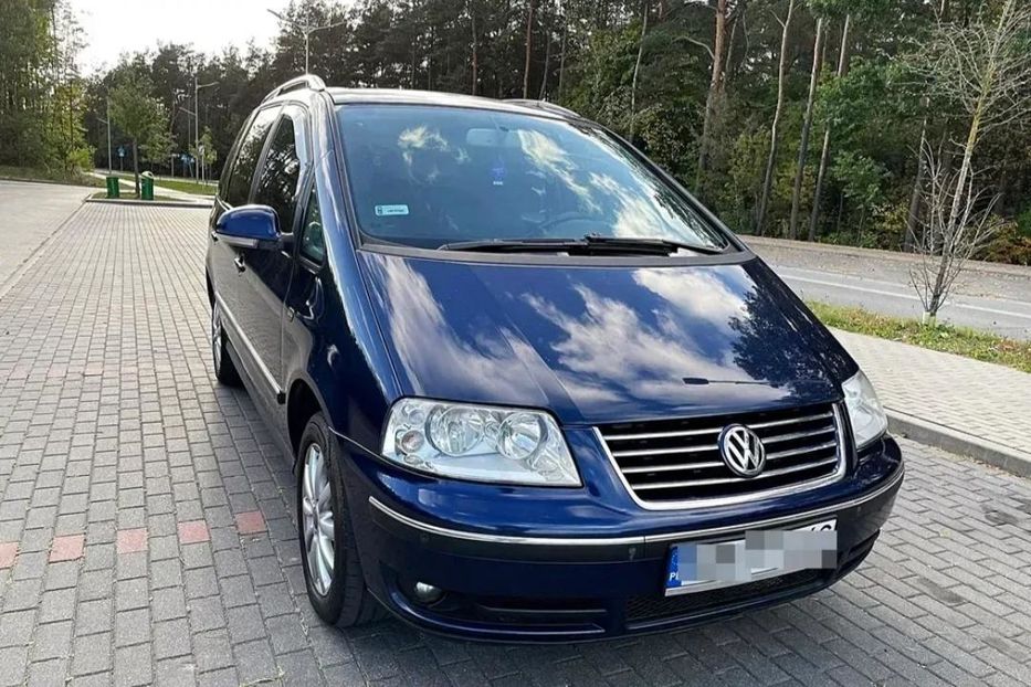 Продам Volkswagen Sharan 2004 года в Киеве