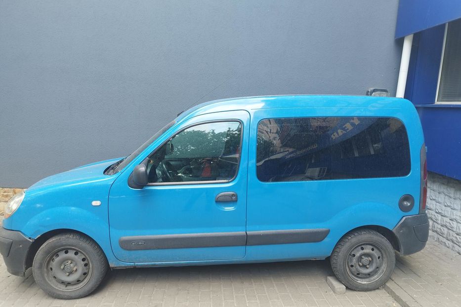 Продам Renault Kangoo пасс. 2006 года в Ровно