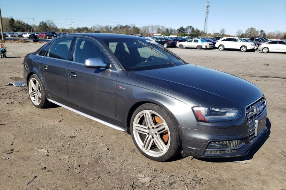 Продам Audi S4 2016 года в Киеве