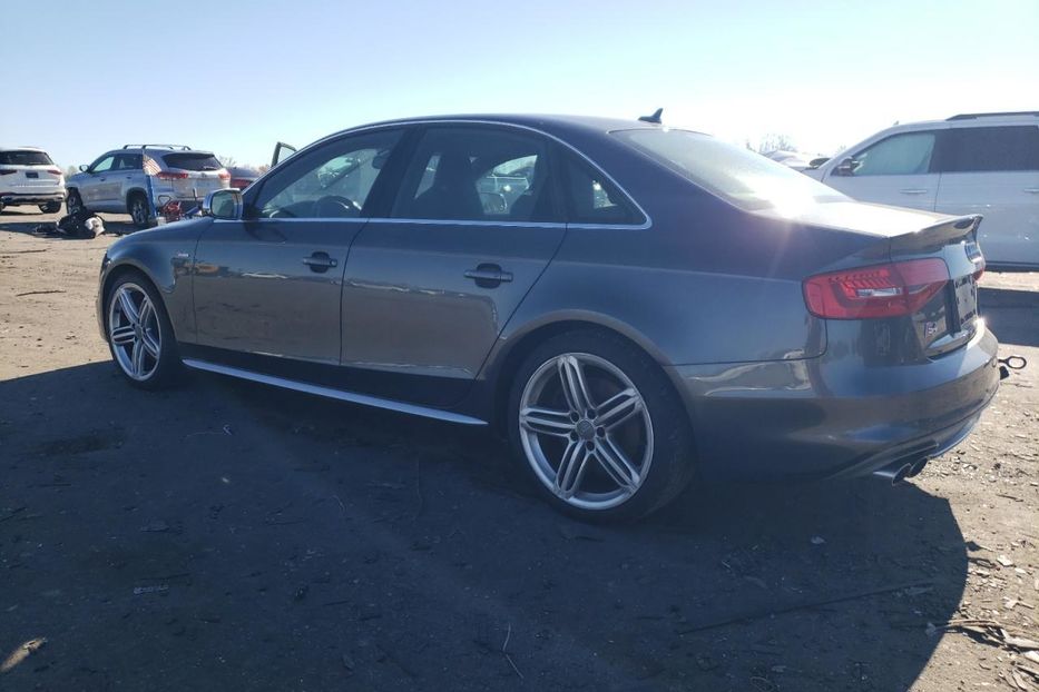 Продам Audi S4 2016 года в Киеве