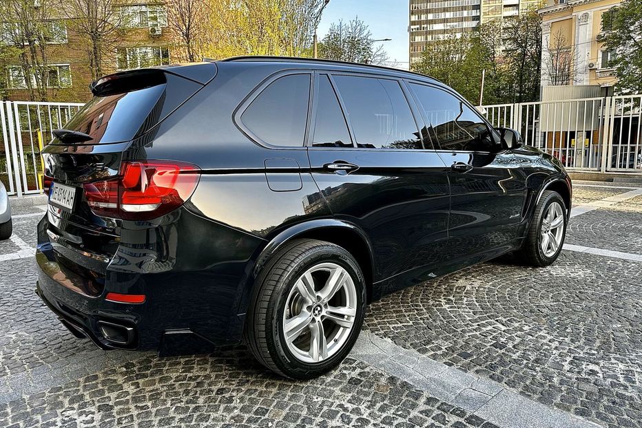 Продам BMW X5 3.5I X-Drive M 2014 года в Днепре