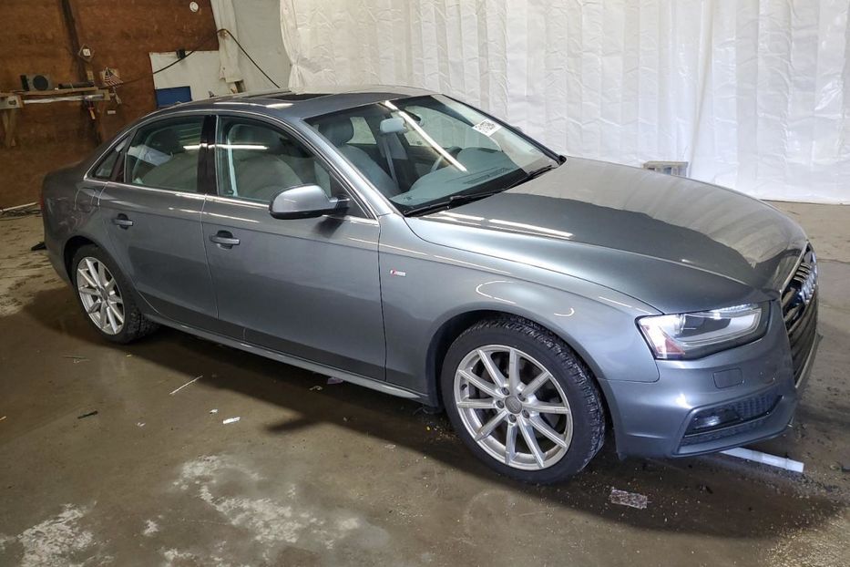 Продам Audi A4 2015 года в Луцке