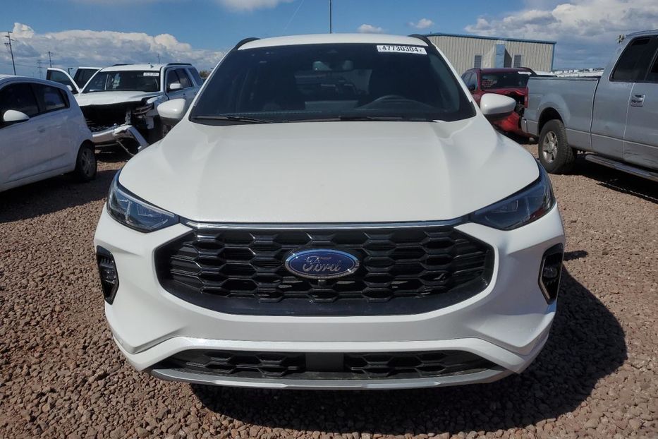 Продам Ford Escape 2023 года в Луцке