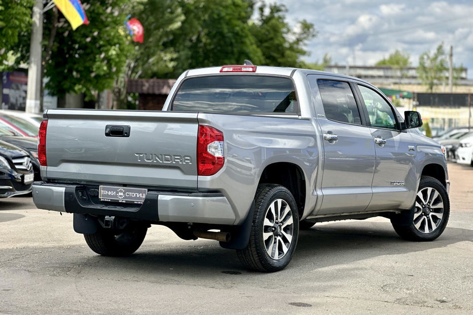 Продам Toyota Tundra 2021 года в Киеве