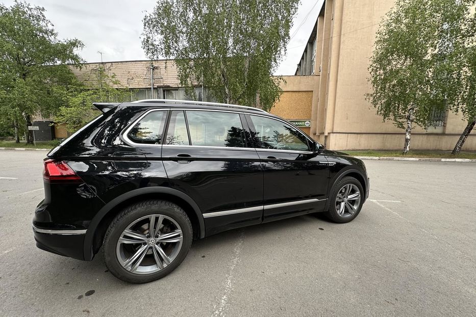 Продам Volkswagen Tiguan 2.0 TDI DSG (190 к.с.) 4Мotion 2019 года в Запорожье