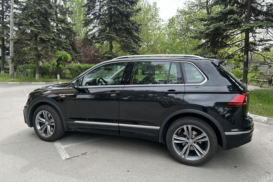 Продам Volkswagen Tiguan 2.0 TDI DSG (190 к.с.) 4Мotion 2019 года в Запорожье