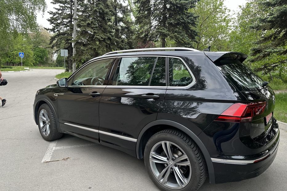 Продам Volkswagen Tiguan 2.0 TDI DSG (190 к.с.) 4Мotion 2019 года в Запорожье