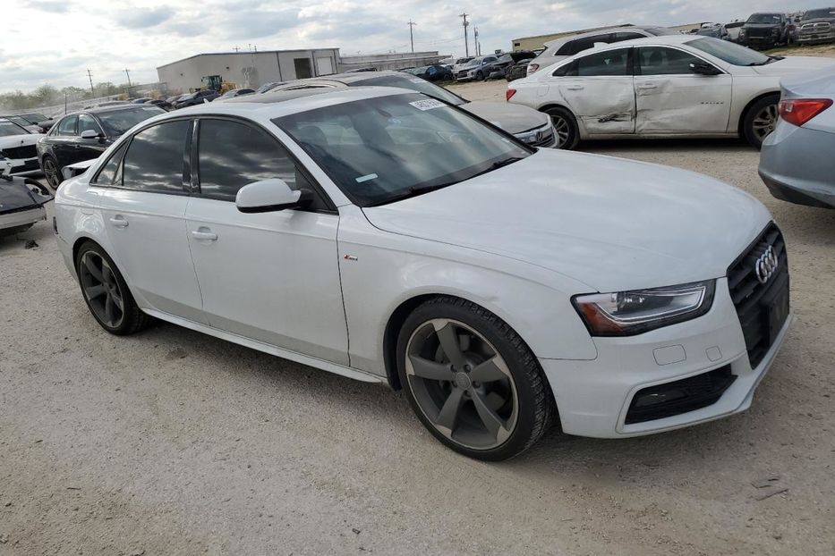 Продам Audi A4 2016 года в Луцке