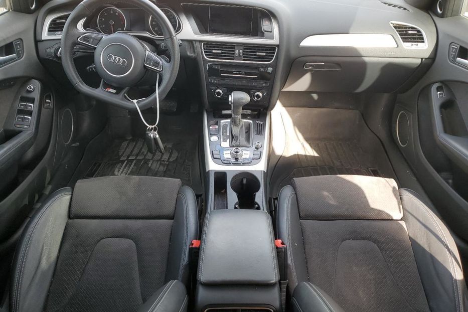 Продам Audi A4 2016 года в Луцке