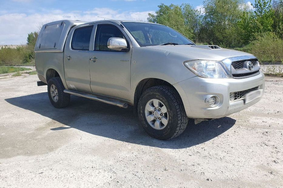 Продам Toyota Hilux 2010 года в Запорожье