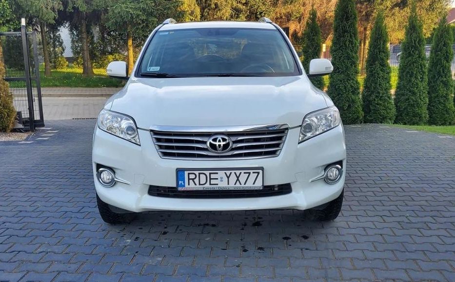 Продам Toyota Rav 4 2008 года в Харькове