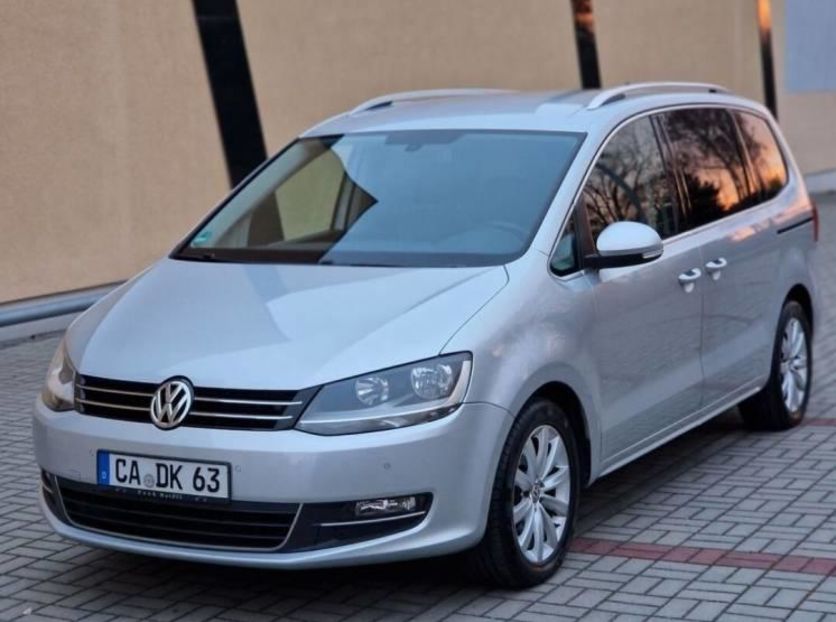 Продам Volkswagen Sharan 2010 года в Киеве