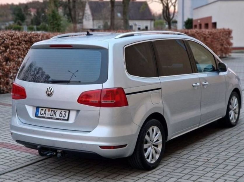 Продам Volkswagen Sharan 2010 года в Киеве