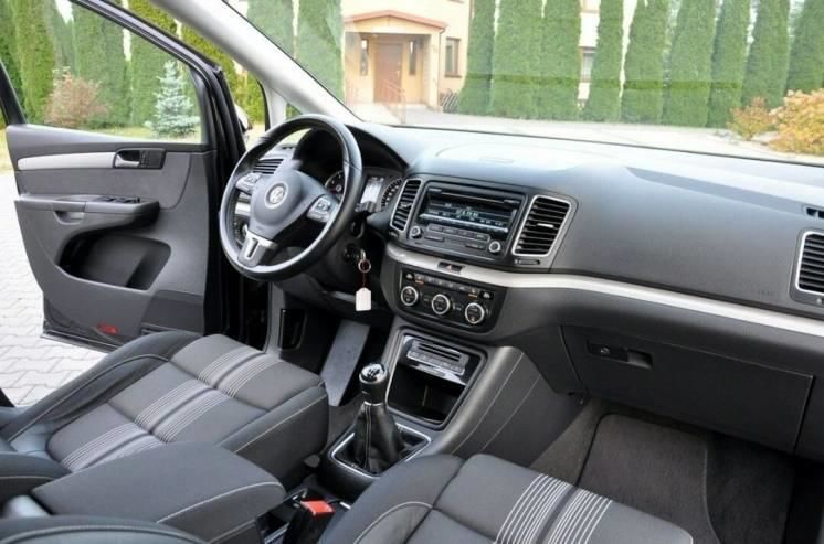 Продам Volkswagen Sharan 2012 года в Киеве