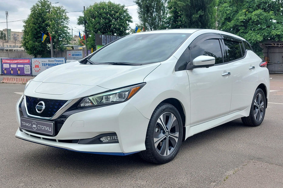 Продам Nissan Leaf 2021 года в Киеве