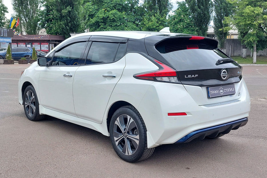 Продам Nissan Leaf 2021 года в Киеве