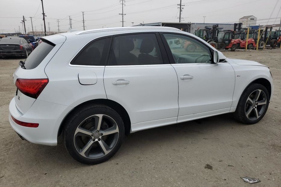 Продам Audi Q5 2016 года в Луцке