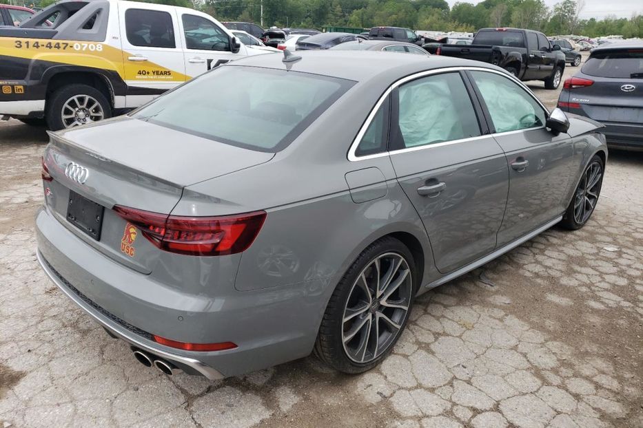 Продам Audi S4 2019 года в Луцке