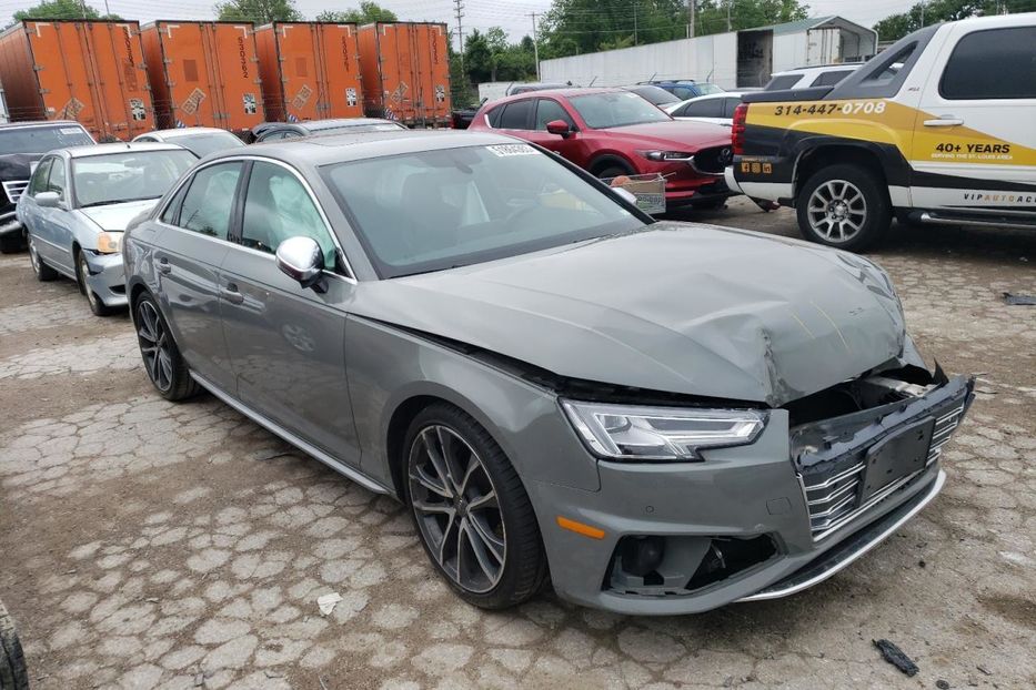 Продам Audi S4 2019 года в Луцке