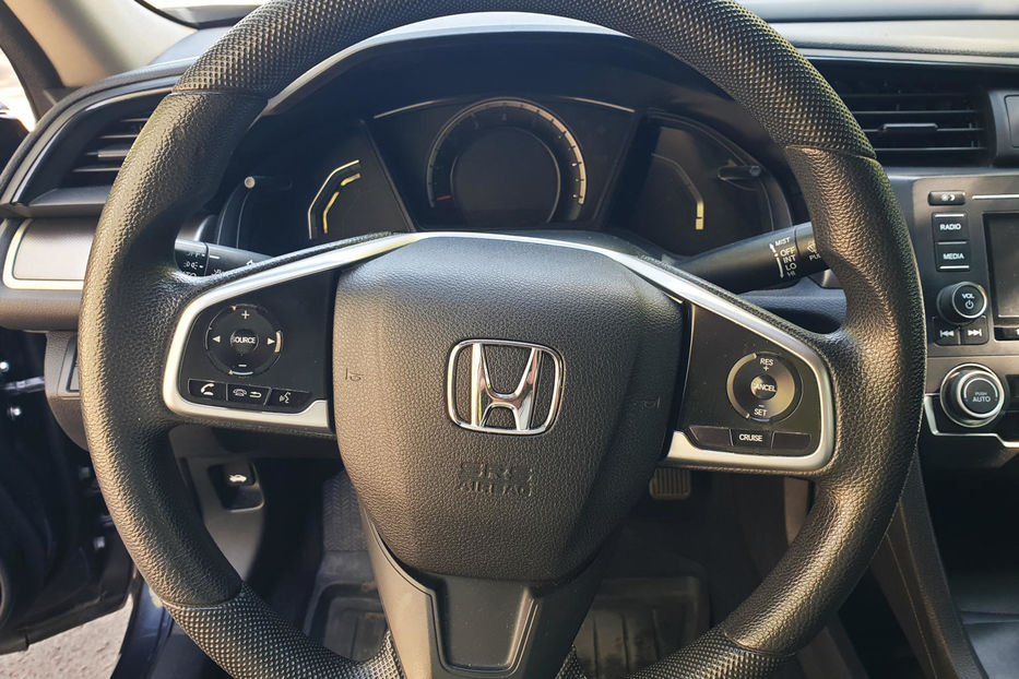 Продам Honda Civic 2016 года в Киеве