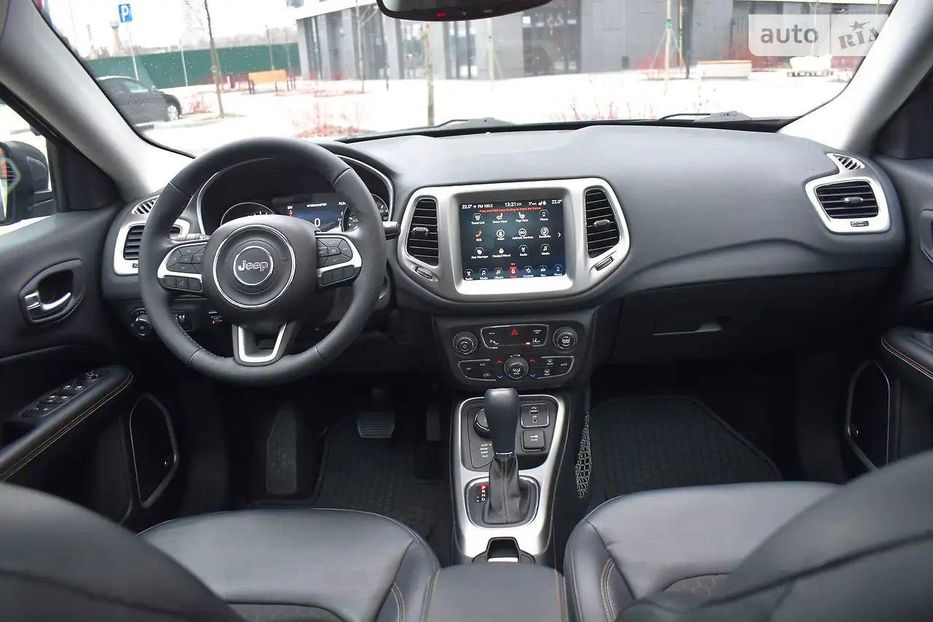 Продам Jeep Compass 2017 года в Киеве