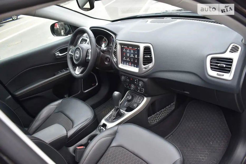 Продам Jeep Compass 2017 года в Киеве