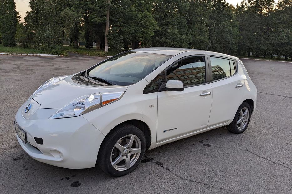 Продам Nissan Leaf AZE0 2017 года в г. Ставище, Киевская область